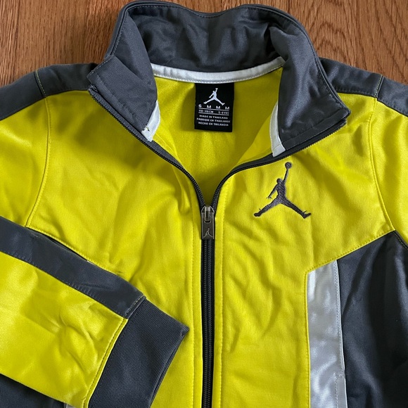 Boys Nike Jordan Jacket - Picture 3 of 4